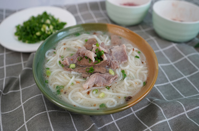 平远原味汤粉王培训